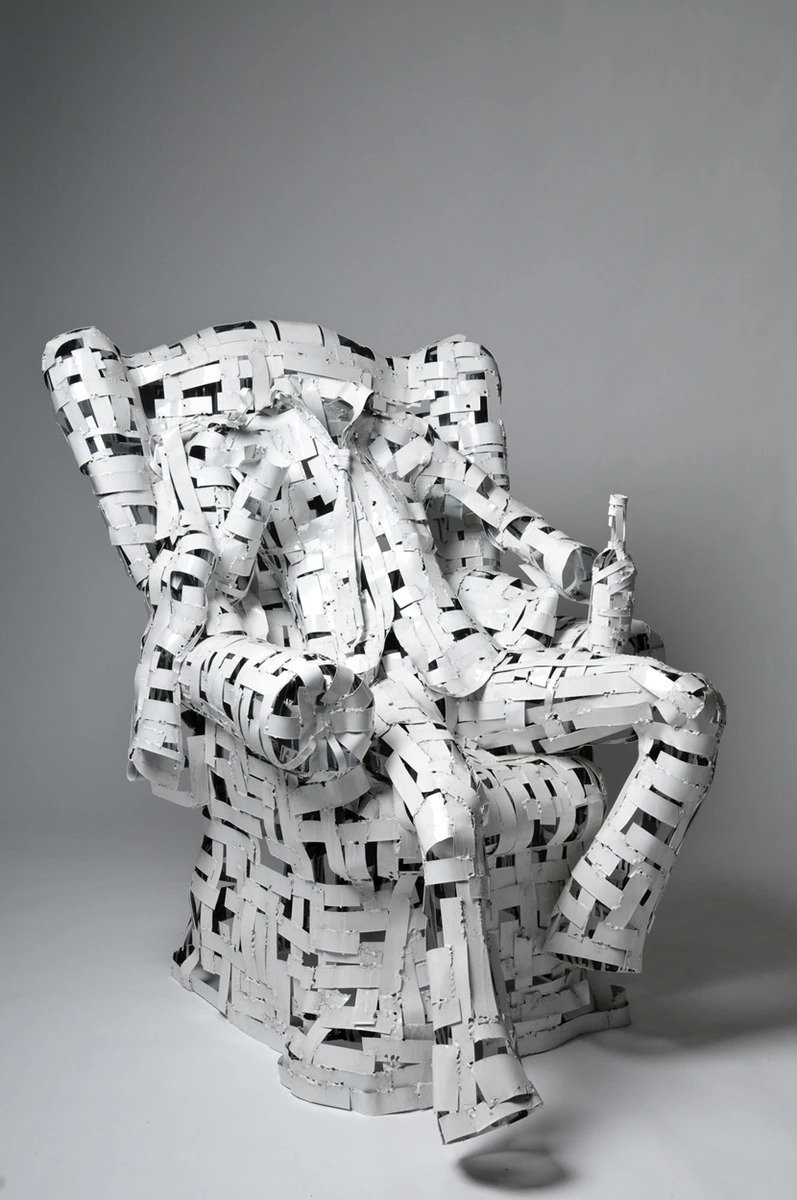 Il senso dell’assenza 2008 ferro saldato smaltato 150x120x80.cm collezione privata